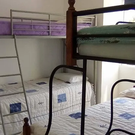 Paphos Inn *